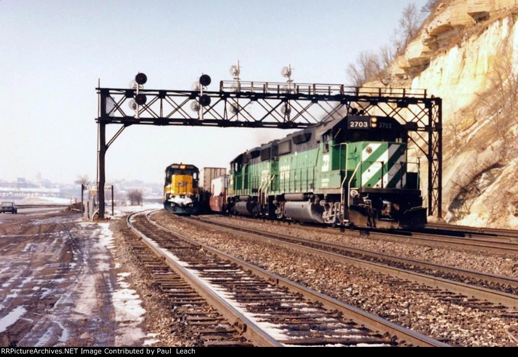 Intermodal cruises east